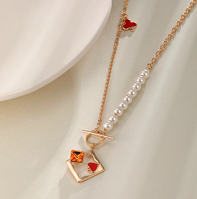クリスタル合金の女性の桜ピンクのネックレス