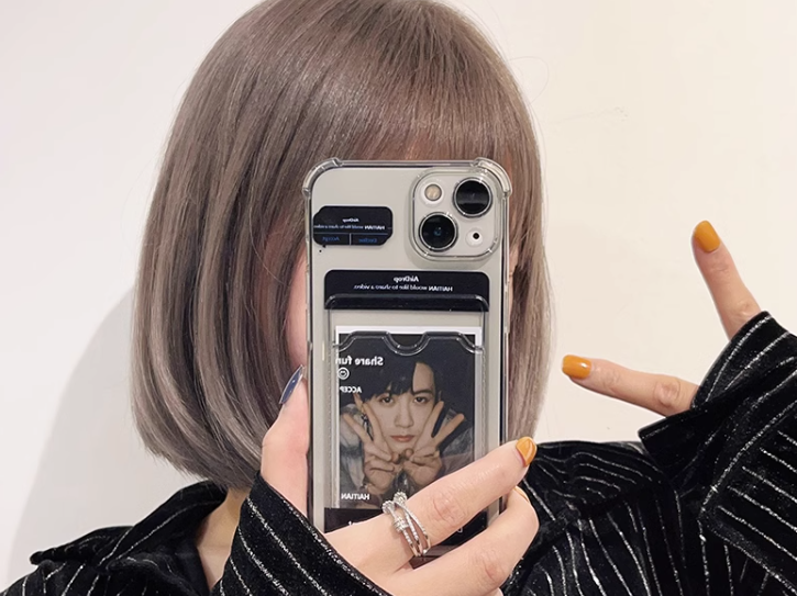 シリコンホワイトスペーサー(ポラロイドを収納可能)iPhoneケース