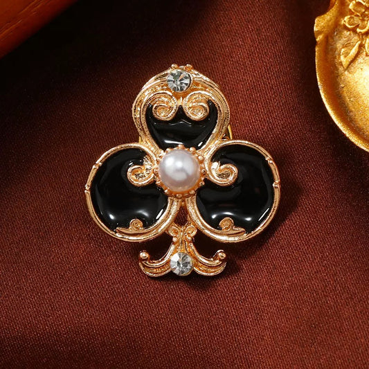 バロックブローチ